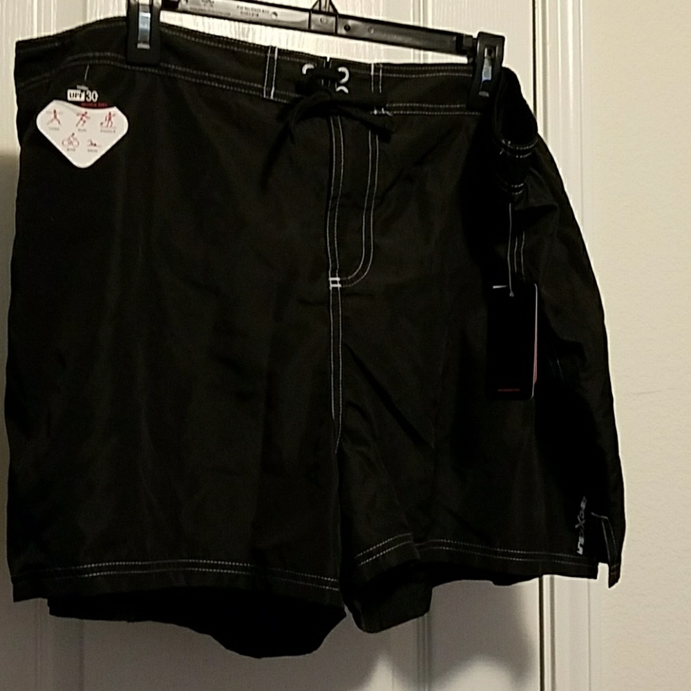 NWT zeroxposur swim shorts